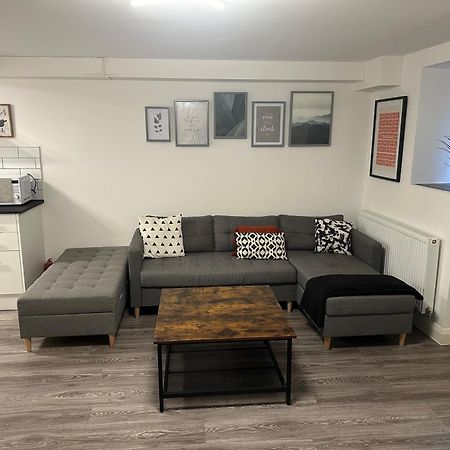 Beautiful Basement Apartment Margate Exterior photo